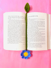 Daisy Charm Bookmark